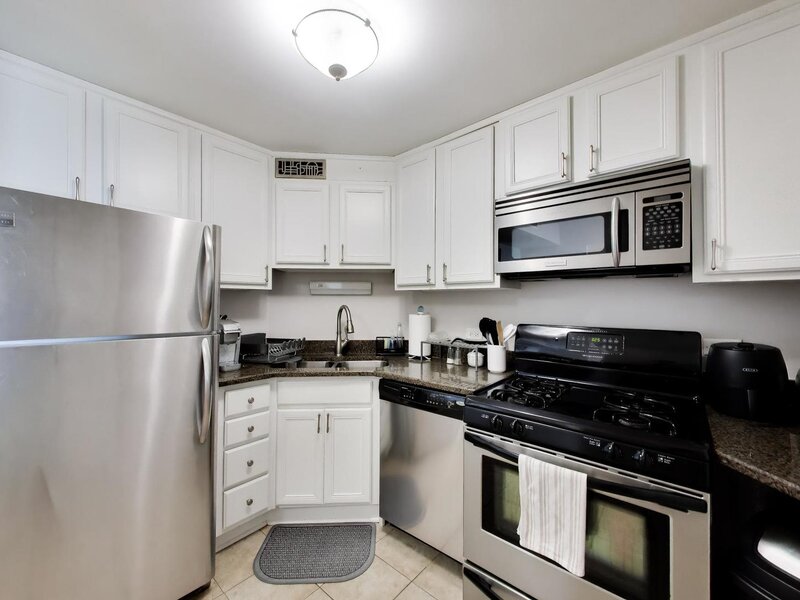 3200 N Lake Shore Drive Chicago IL 60657