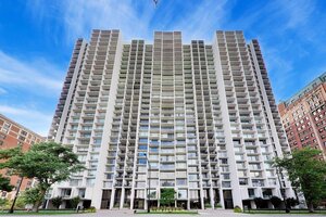 Photo of 3200 N Lake Shore Drive Chicago IL 60657 Unit 2202