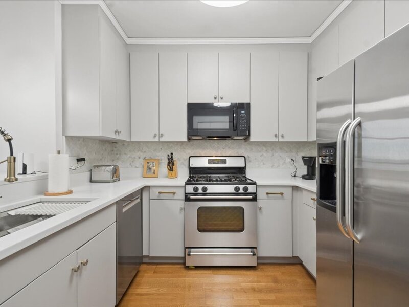 201 N Westshore Drive Chicago IL 60601