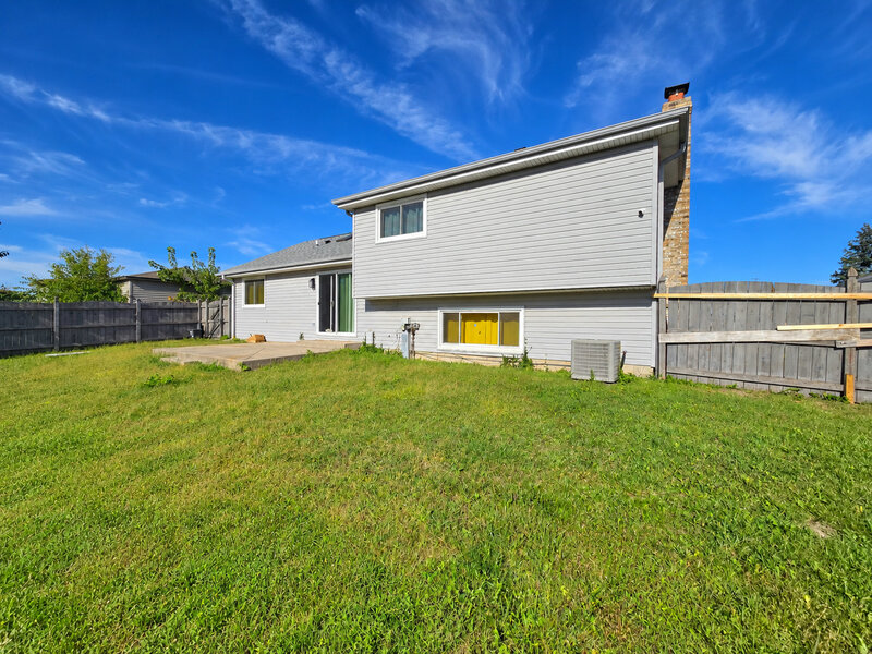 22507 Latonia Lane Richton Park IL 60471