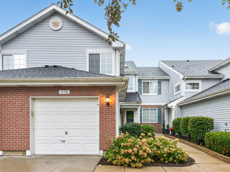 170 Sierra Pass Drive Schaumburg IL 60194