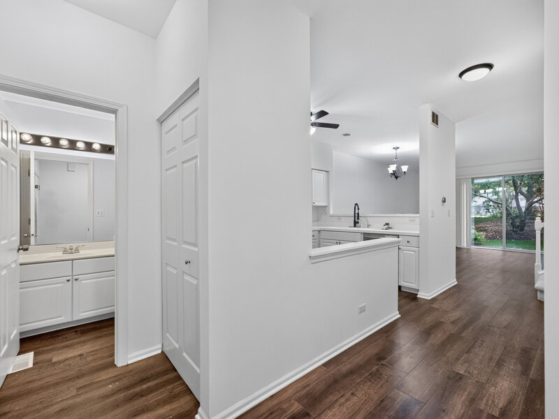 170 Sierra Pass Drive Schaumburg IL 60194