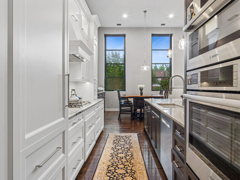 1445 W Belden Avenue Chicago IL 60614