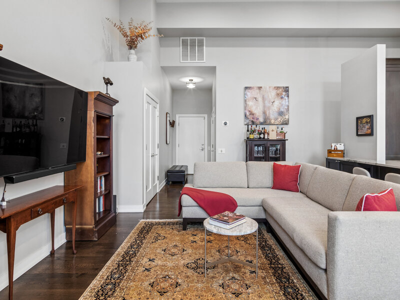 1445 W Belden Avenue Chicago IL 60614