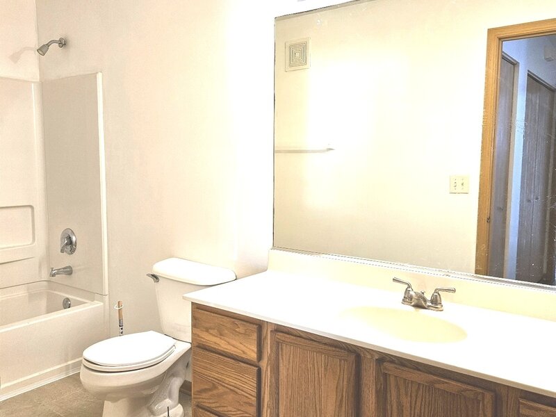 1443 Mcclure Road Aurora IL 60505