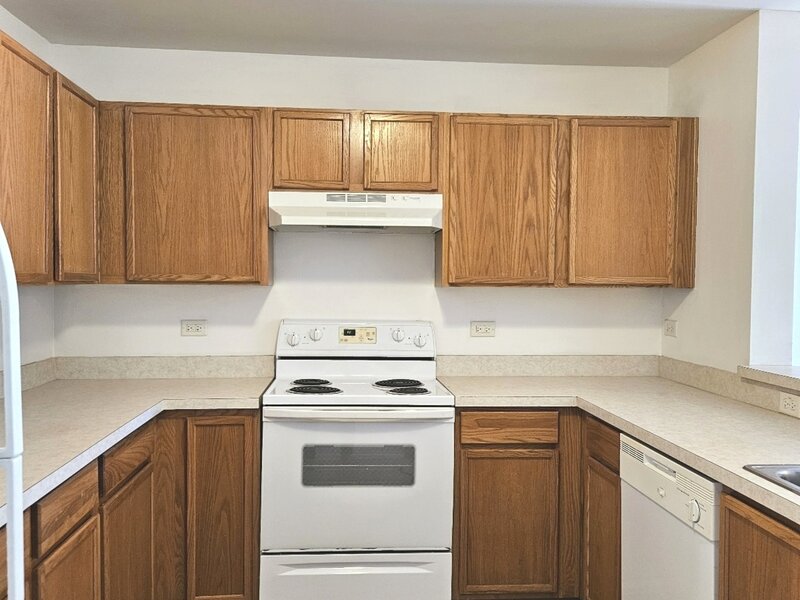 1443 Mcclure Road Aurora IL 60505
