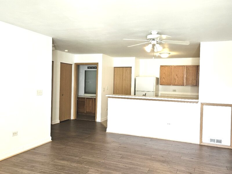 1443 Mcclure Road Aurora IL 60505
