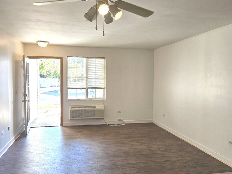 1443 Mcclure Road Aurora IL 60505