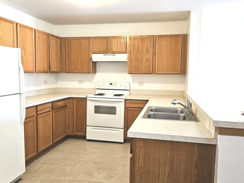 1443 Mcclure Road Aurora IL 60505