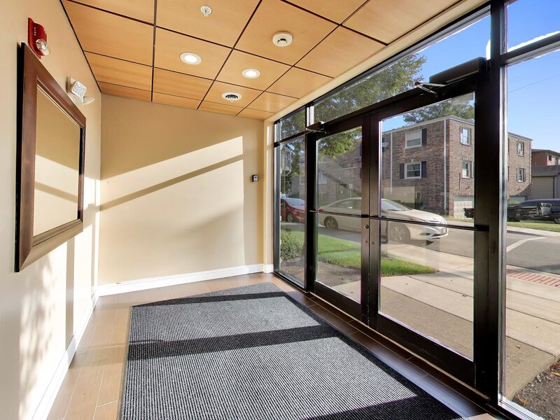 450 S Western Avenue Des Plaines IL 60016