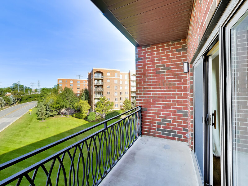 450 S Western Avenue Des Plaines IL 60016