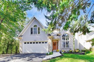 Photo of 250 Knoll Street Wheaton IL 60187