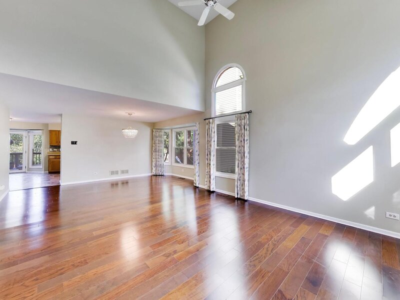 250 Knoll Street Wheaton IL 60187