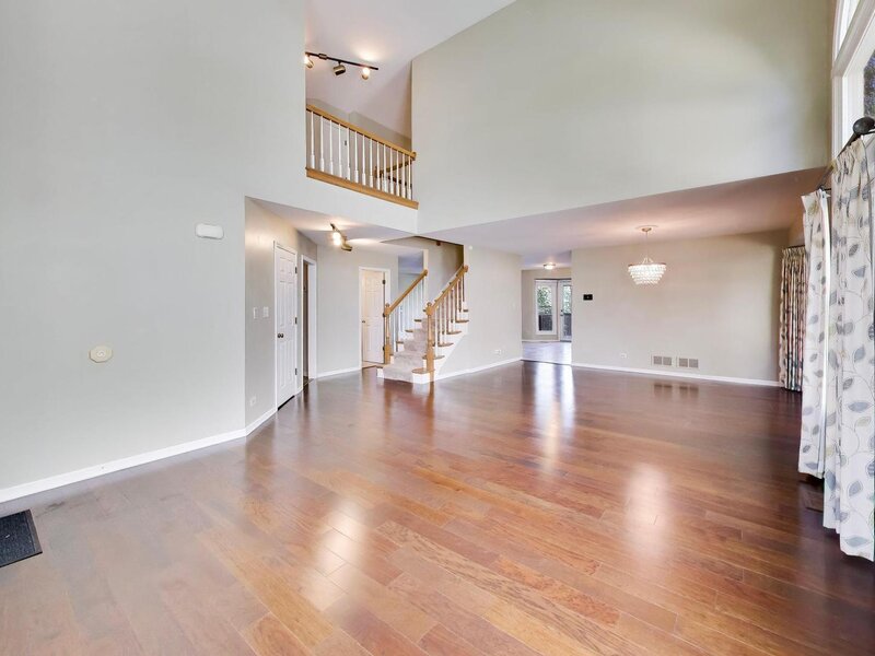 250 Knoll Street Wheaton IL 60187