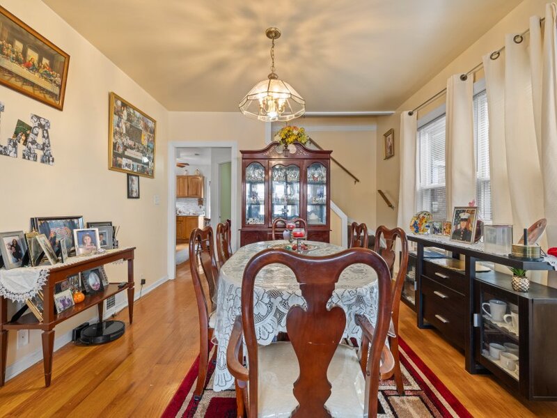 5349 W Fletcher Street Chicago IL 60641