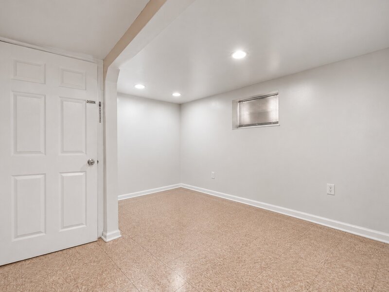 5349 W Fletcher Street Chicago IL 60641