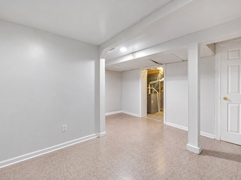 5349 W Fletcher Street Chicago IL 60641