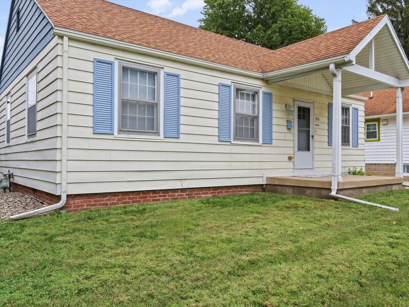810 W Vine Street Champaign IL 61820