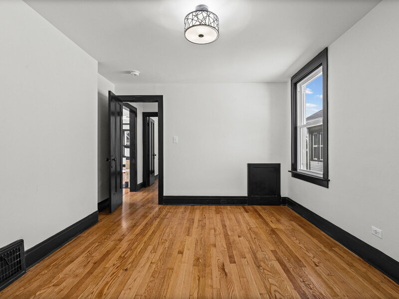10119 S Wentworth Avenue Chicago IL 60628