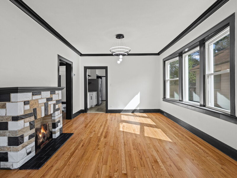 10119 S Wentworth Avenue Chicago IL 60628