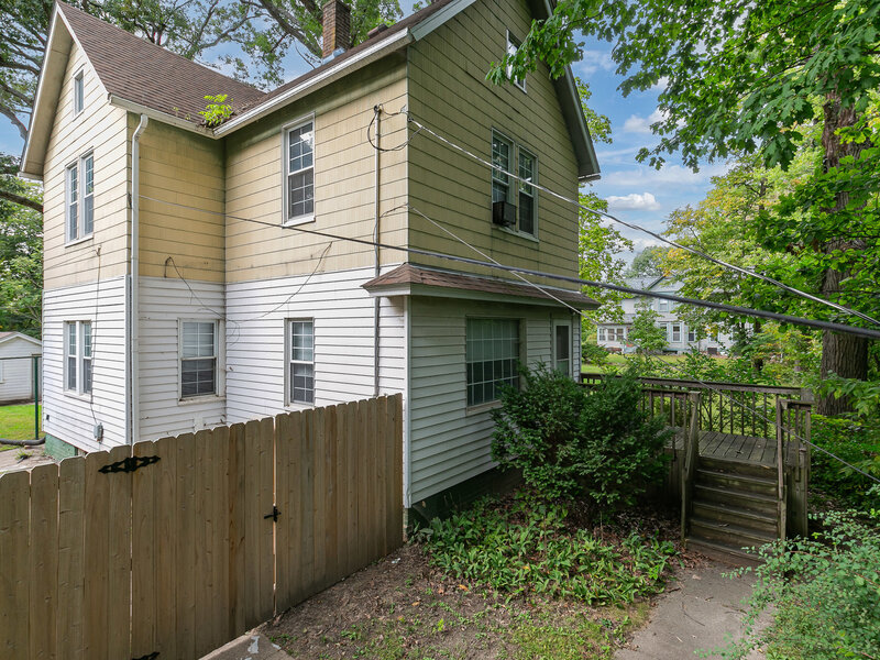 719 3rd Street Moline IL 61265