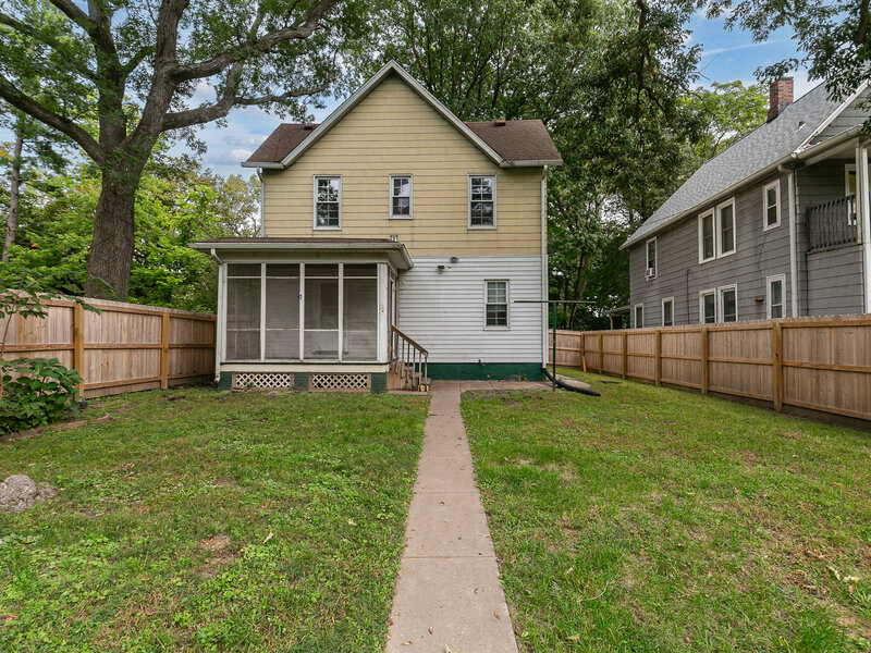719 3rd Street Moline IL 61265