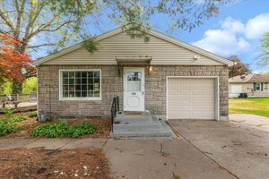 Photo of 408 32nd Avenue Moline IL 61265
