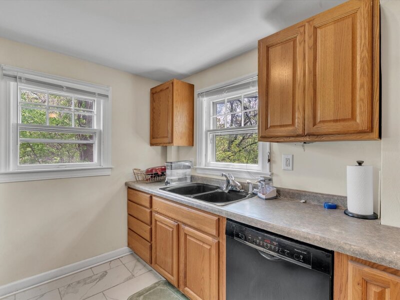 408 32nd Avenue Moline IL 61265