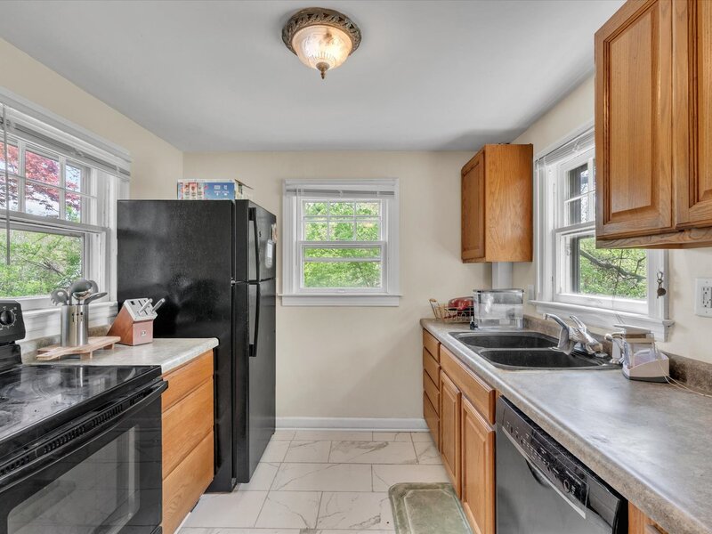 408 32nd Avenue Moline IL 61265