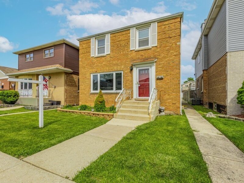 5227 S Neenah Avenue Chicago IL 60638