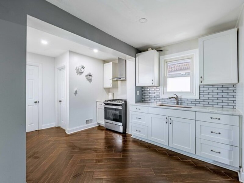 5227 S Neenah Avenue Chicago IL 60638