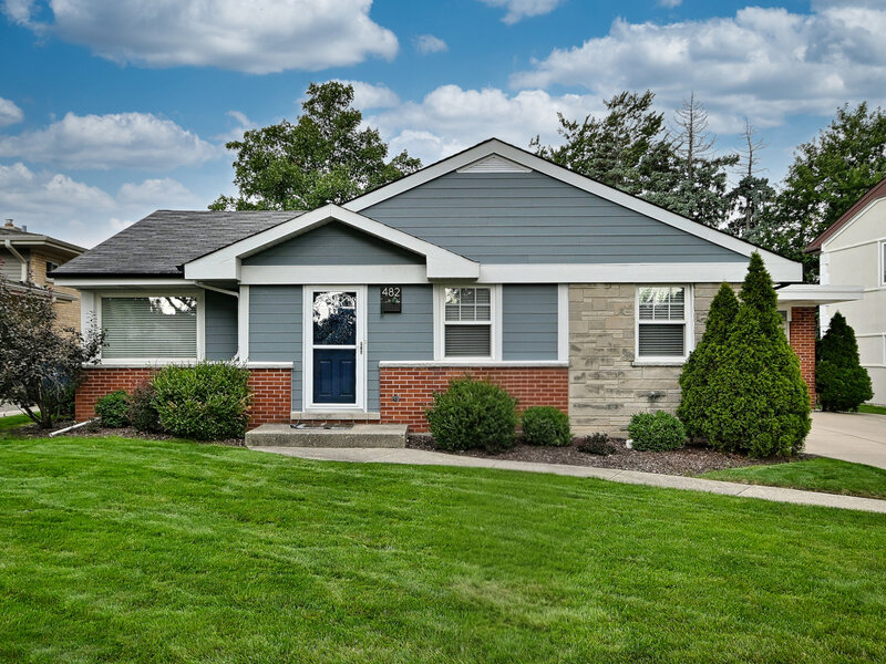 482 E Park Avenue Elmhurst IL 60126