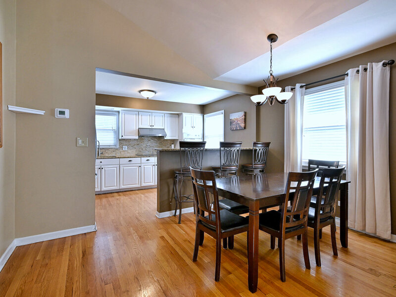 482 E Park Avenue Elmhurst IL 60126