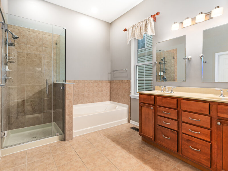 1179 Kingsley Lane Aurora IL 60505