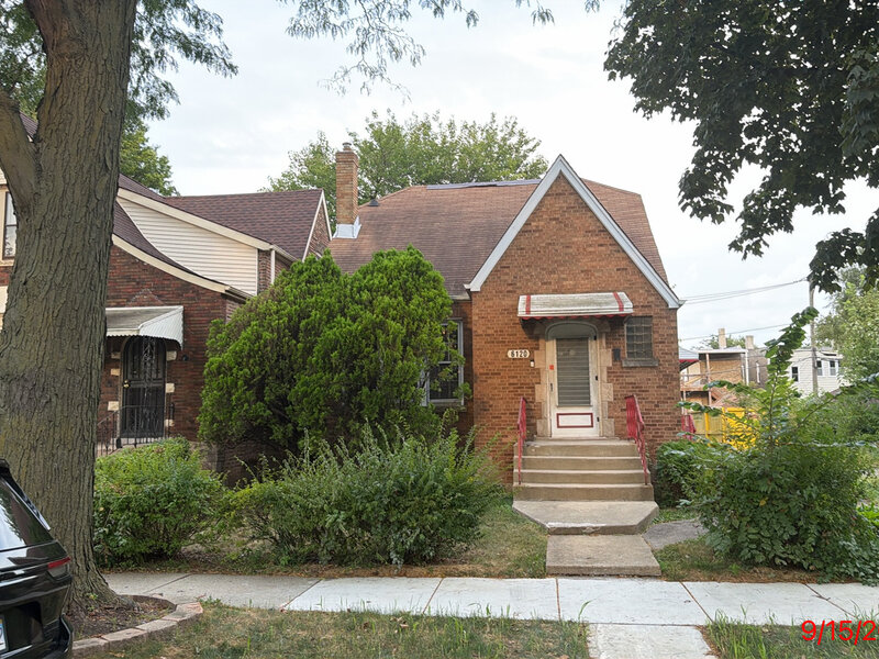 6120 S Loomis Boulevard Chicago IL 60636