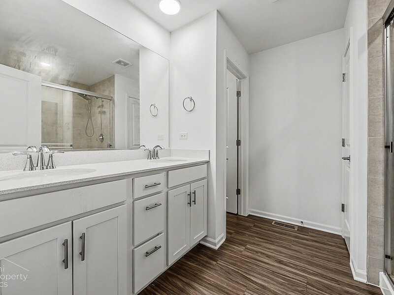 3646 Edelweiss Road Elgin IL 60124