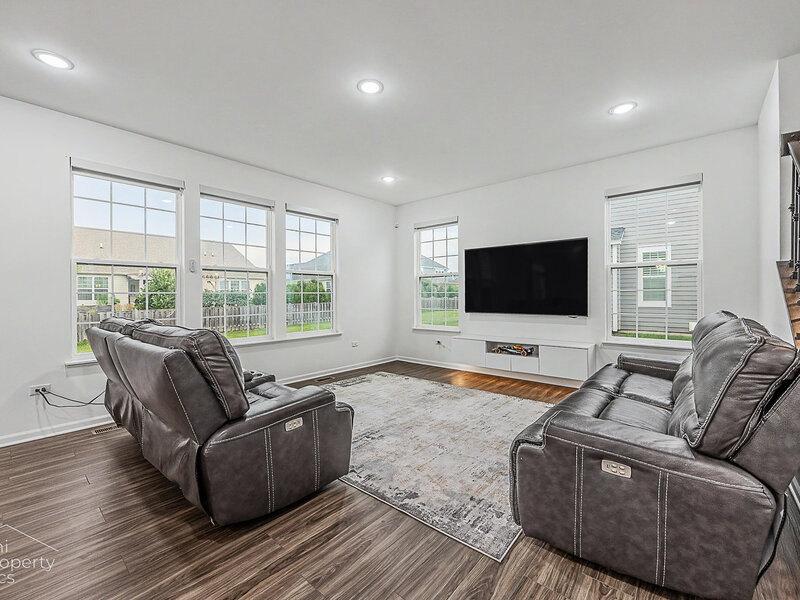 3646 Edelweiss Road Elgin IL 60124