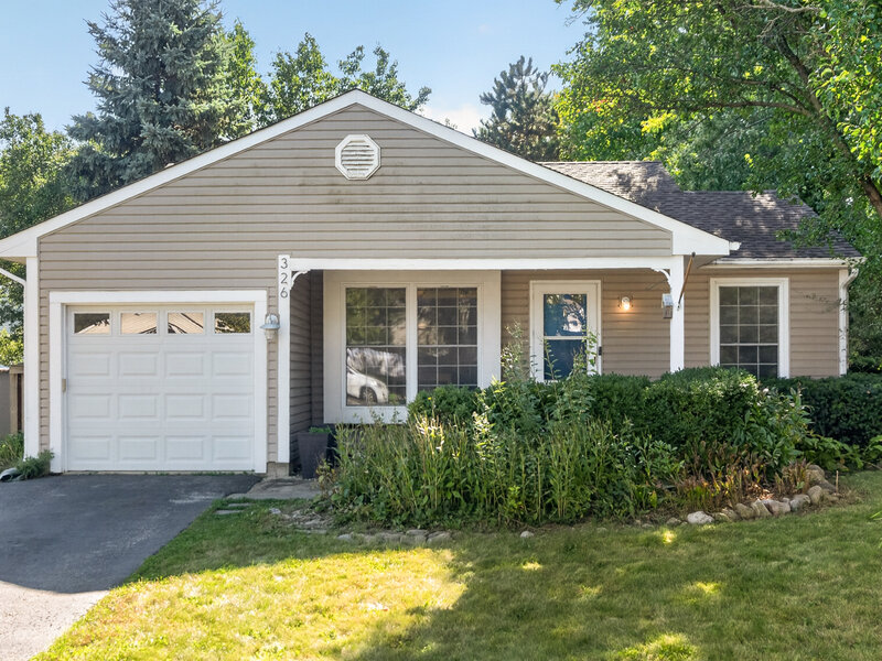 326 Danbury Drive Naperville IL 60565