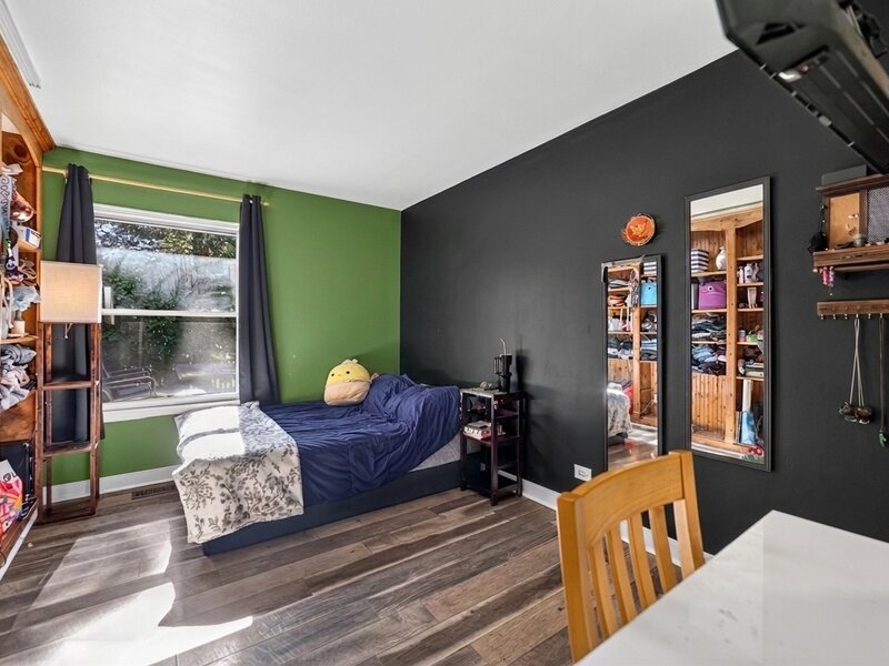 326 Danbury Drive Naperville IL 60565
