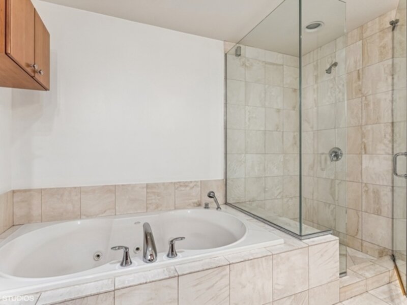 840 N Lake Shore Drive Chicago IL 60611