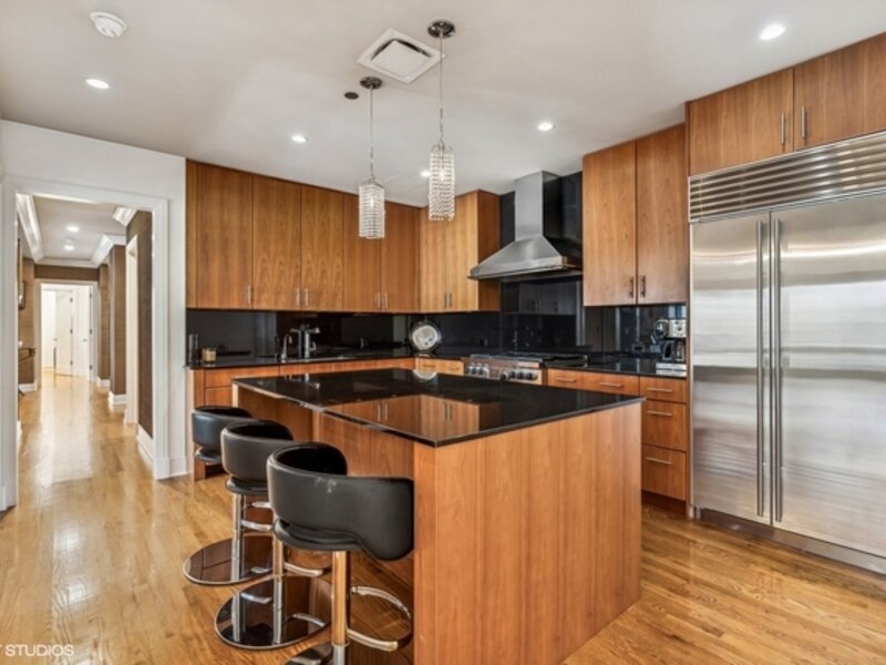 840 N Lake Shore Drive Chicago IL 60611