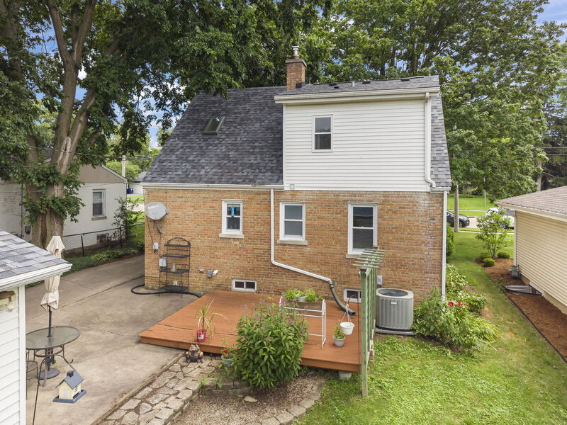 1110 N President Street Wheaton IL 60187