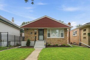 Photo of 701 W 116th Street Chicago IL 60628