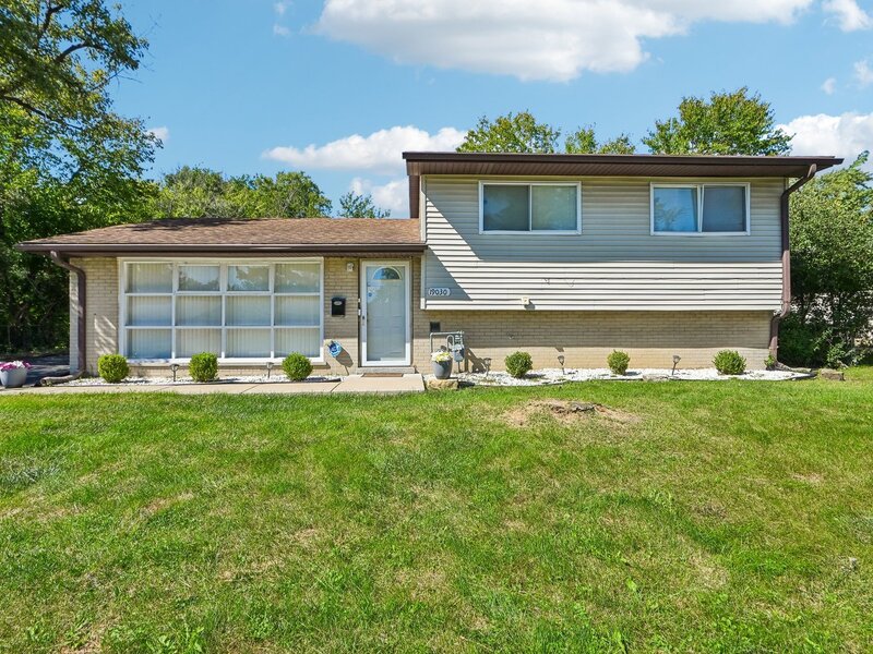 19030 Anthony Avenue Country Club Hills IL 60478
