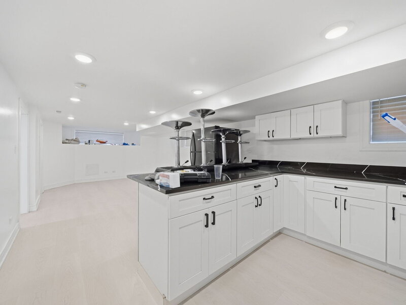 6148 S Moody Avenue Chicago IL 60638