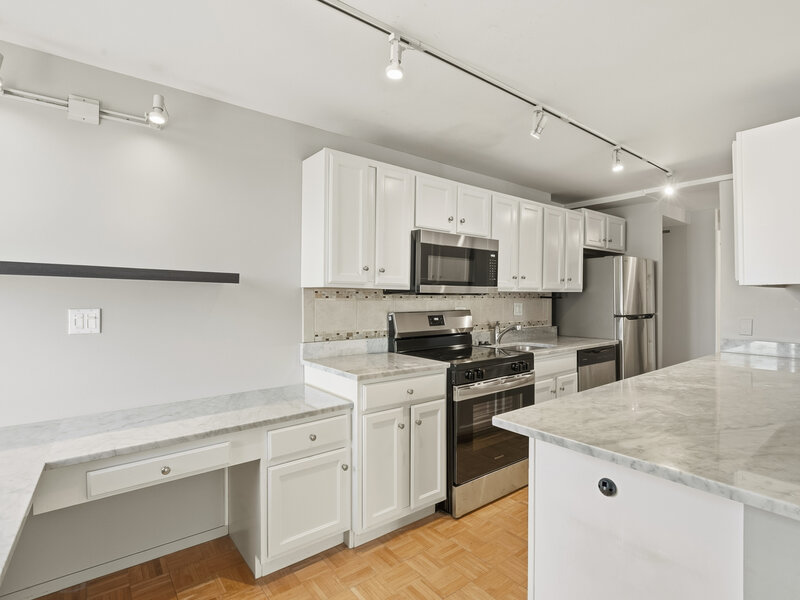 345 N Canal Street Chicago IL 60606