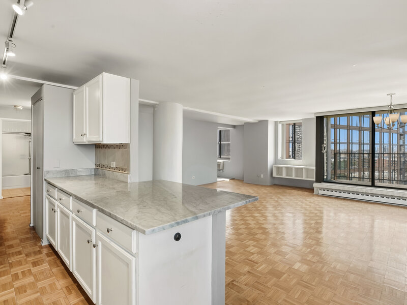 345 N Canal Street Chicago IL 60606