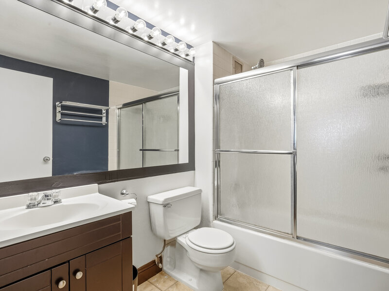 345 N Canal Street Chicago IL 60606
