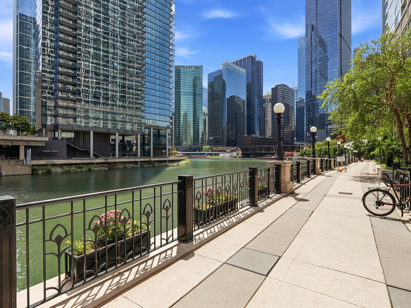 345 N Canal Street Chicago IL 60606