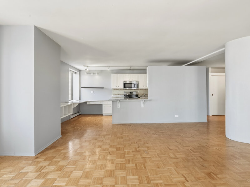 345 N Canal Street Chicago IL 60606